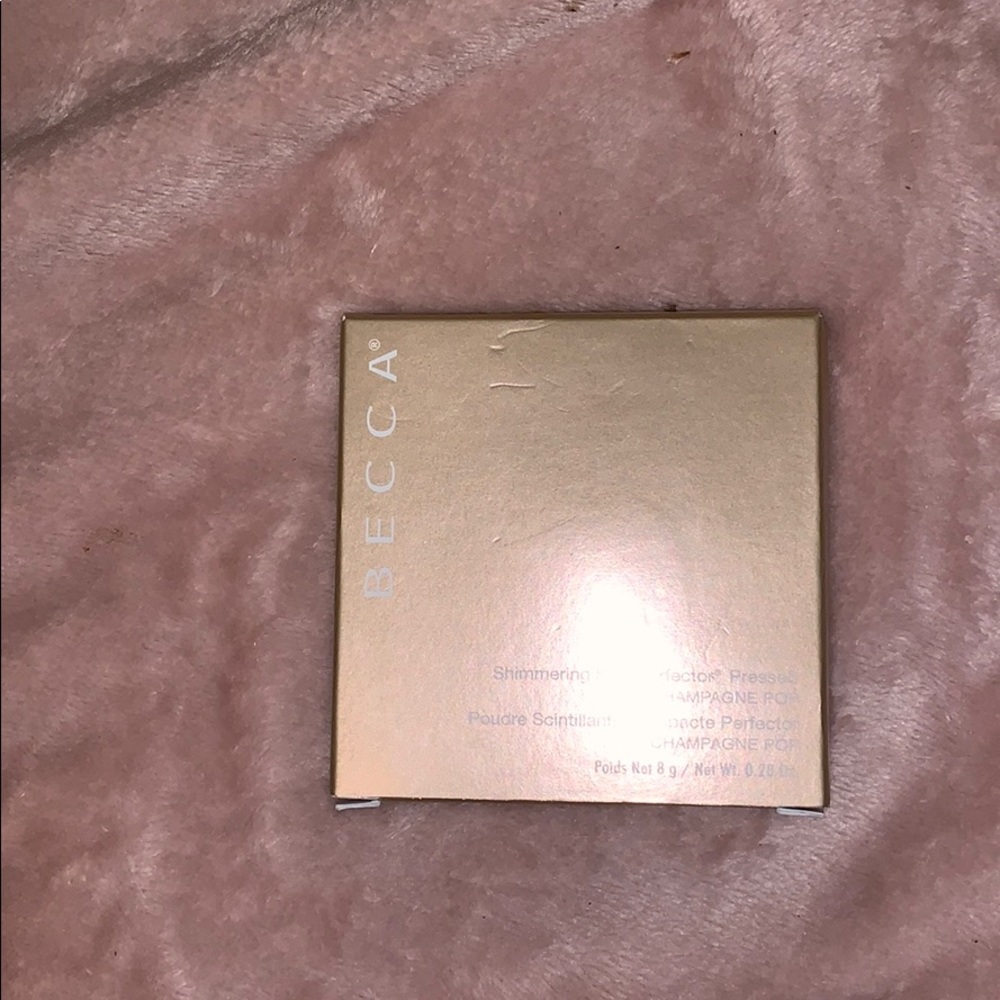 Champagne pop highlighter